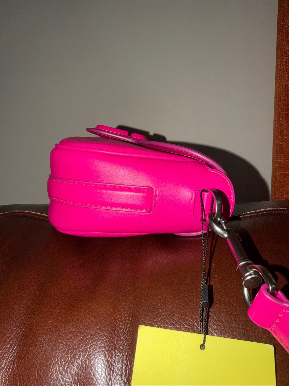 ‼️NEW Marc Jacobs The Covered J Marc Pink Leather Saddle Bag Crossbody Bag - Picture 5 of 13